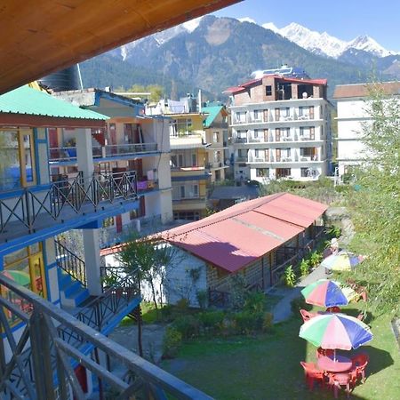 Hotel Seraj International Manāli Buitenkant foto